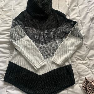 Beautiful turtleneck sweater never used